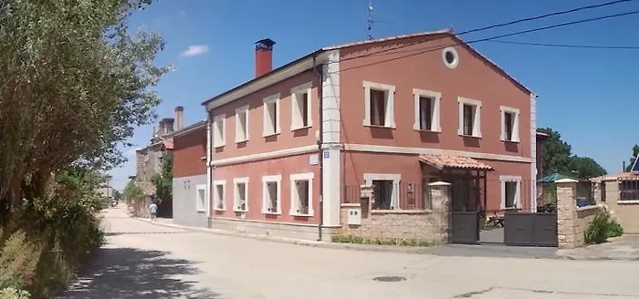 منزل ريفي El Cauce *